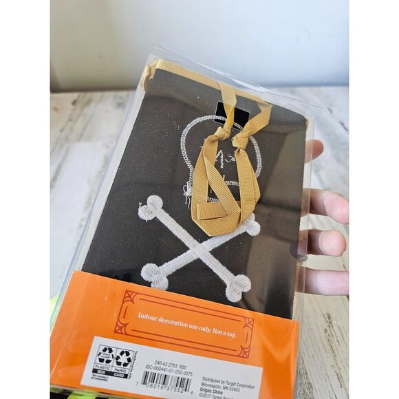 Hyde eek poison banner Halloween prop skull crossbone black party unique 5 ft ne - Picture 6 of 7